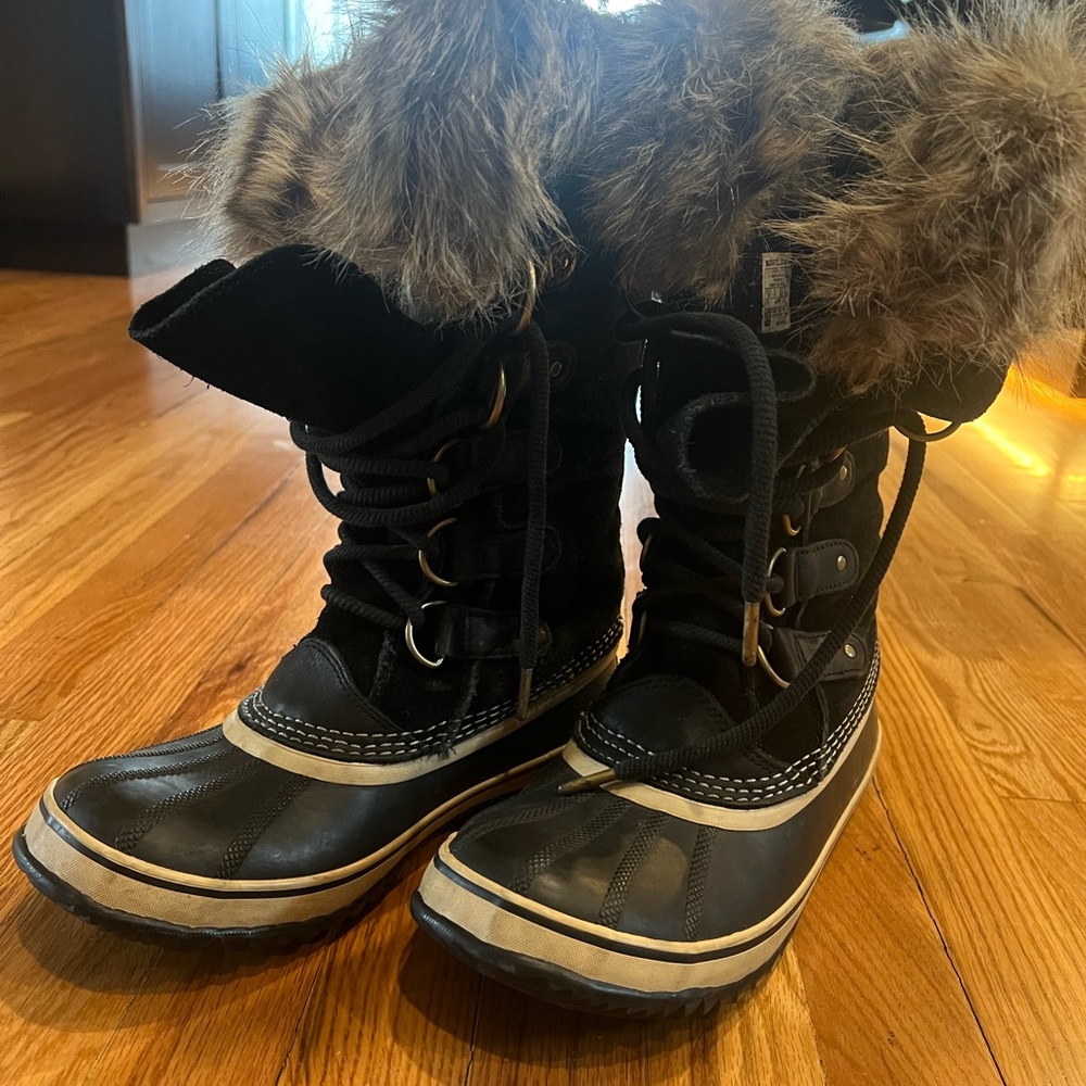 Sorel Joan of Arctic Women’s Waterproof Boots